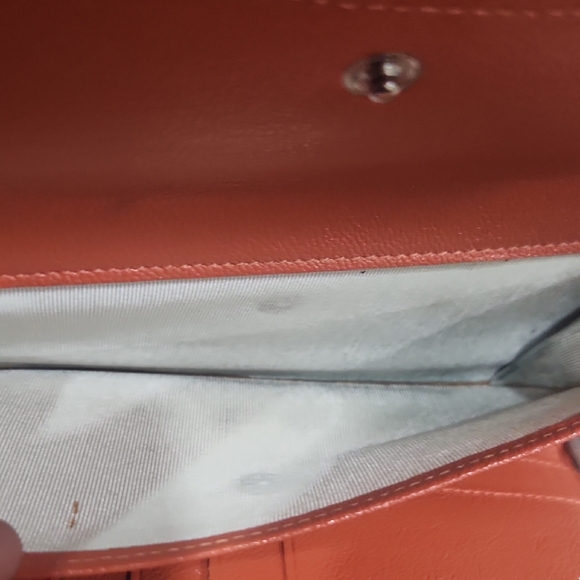 CHANEL Quilted Coral Leather Wallet with Silver CC - Picture 7 of 16